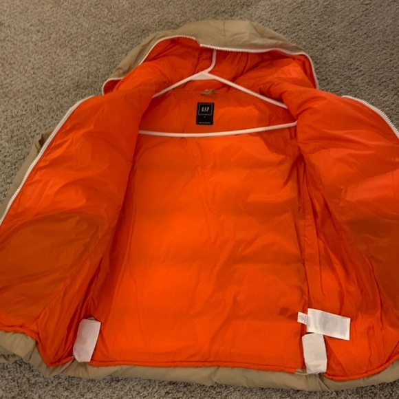 Women’s Gap puffer jacket - Picture 5 of 5